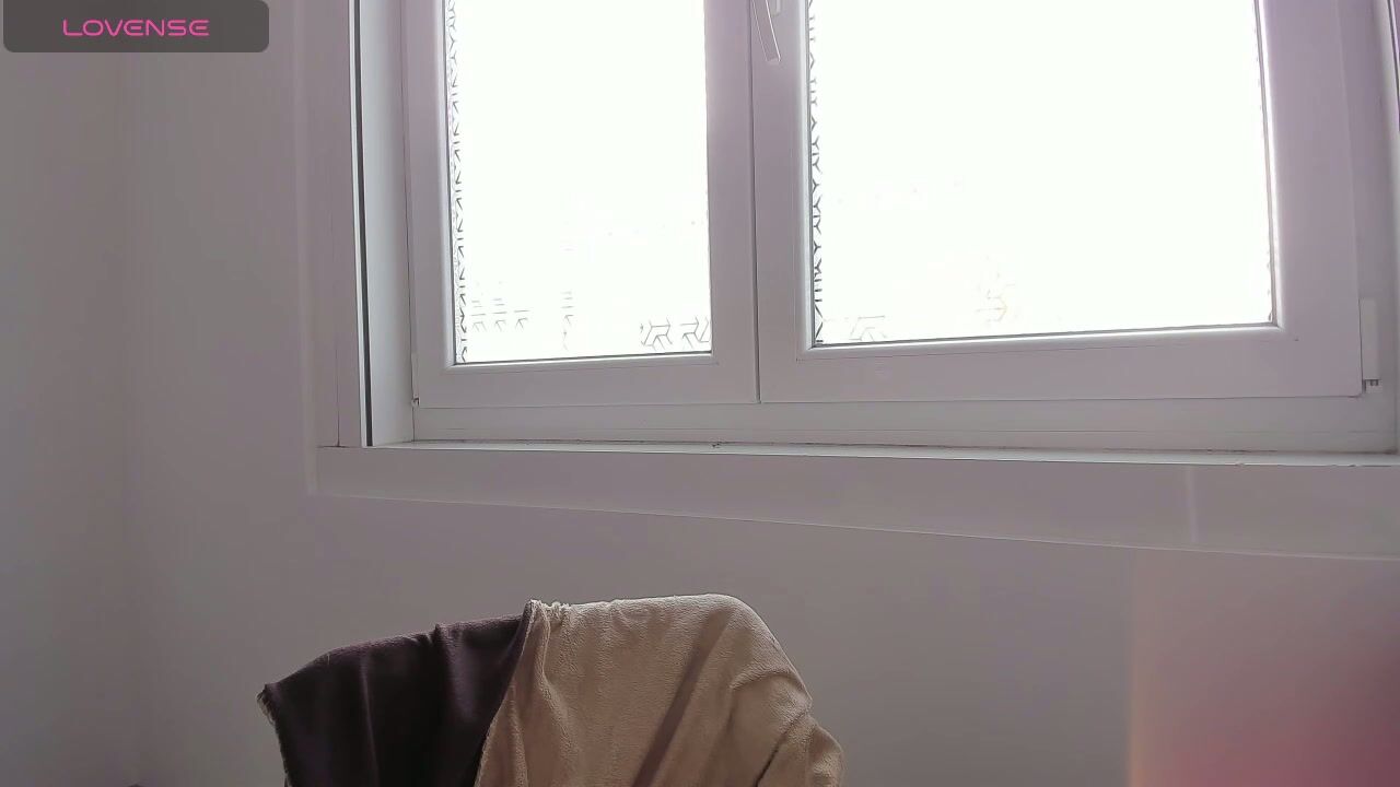 emma_rr (05-11-2025)