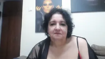 Naughtykorin on webcam (10/27/2025)