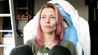 Karoline121 tease sex video