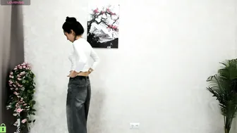 Kira_lilian nude chat (10-27-2025)