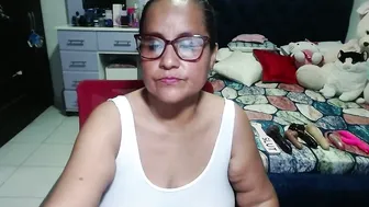 pervert_mommy_x cam video cam girl