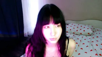 Naemiblush brunette horny amateur