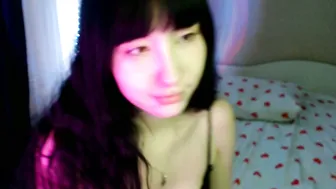 Naemiblush brunette horny amateur