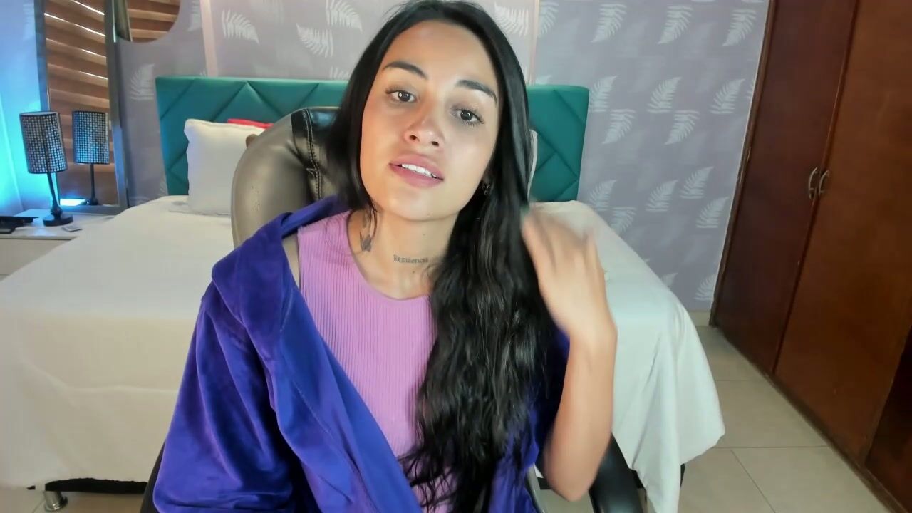 Samantha__gomez1 (10-27-2025) video cam