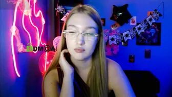 playful_sophie porn cam chat 27 October 2025