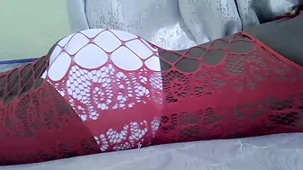 cutiehanish4 posing on cam 10/27/2025