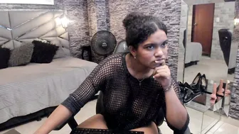 Bellybigboobs live cam video 28 October 2025