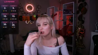 tobi_yours recorded nude video 293264