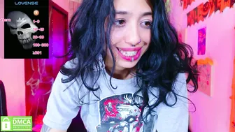 redhotter_ nude cam 10-28-2025