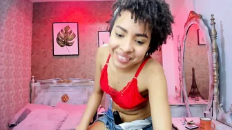 Lucia_janne lovense 10/28/2025