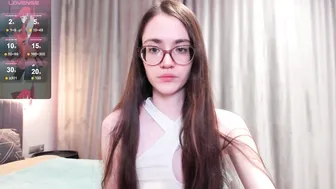 Bellacatlovesmeat amateur cam on cam