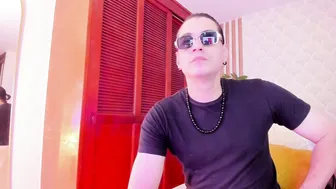Cristianblaze_pamelareal posing on webcam - 28 October 2025