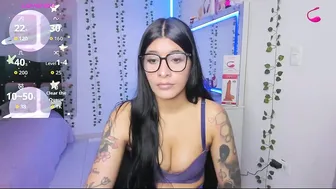 Nikibryce_ live cam video 28-Oct-2025