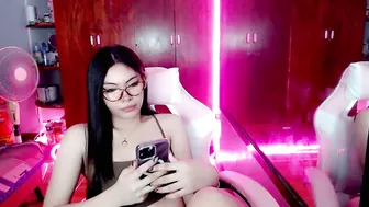 Miss_hornydoll webcam 10/28/2025