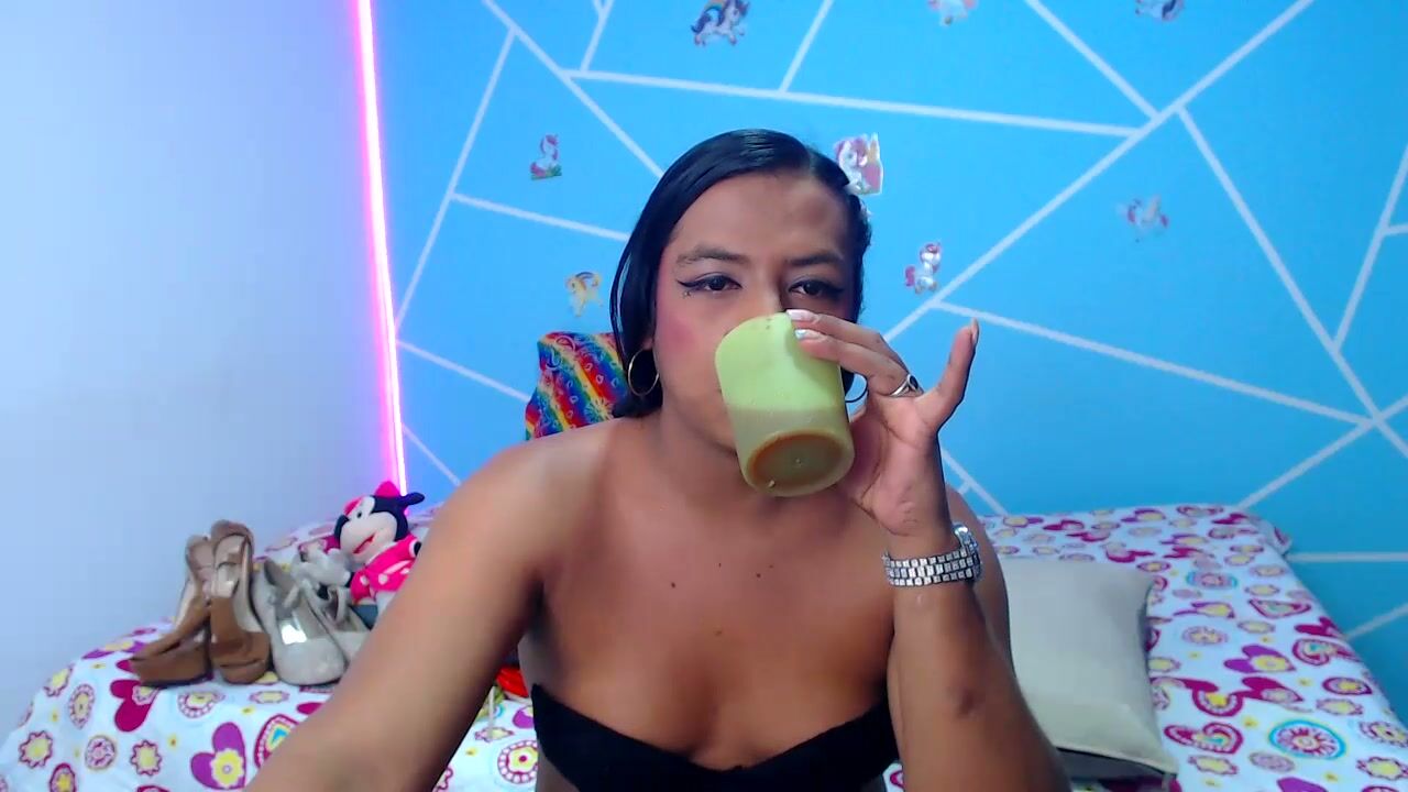Emilytssweet porn chat video (10/28/2025)