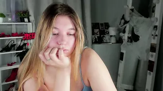 rebecca_____ hot webcam porn 10/28/2025