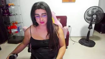 khalifa_gold recorded nude video 294054