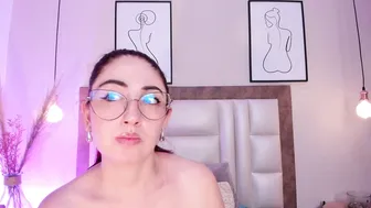 emilyywatson bigass on webcam