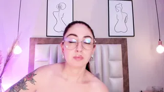 emilyywatson bigass on webcam