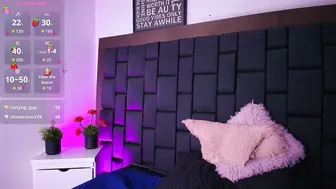 Lexi_howard_ latina amateur cam show
