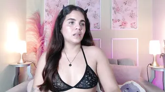 pervy_nikole porn chat (10/28/2025)
