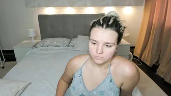 Jenny_jimmy 28-Oct-25