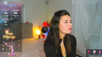 Laura__leee webcam video (10/28/2025)