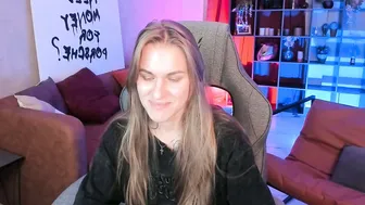 vanessamate (10-28-2025)