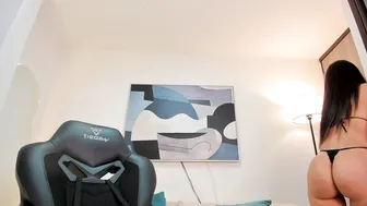 saraparkerx 10-28-2025