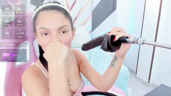 kuitty_sara latina amateur cam
