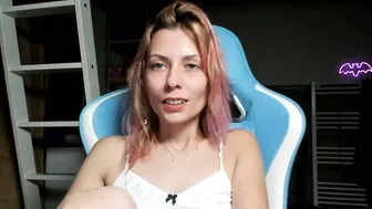karoline121 blonde - (10-28-2025)