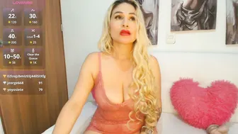 Marilyn_golden curvybody webcam video