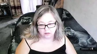 Tviks nude chat 10/29/2025