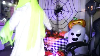Polvodeestrellas_ on webcam 29-Oct-2025
