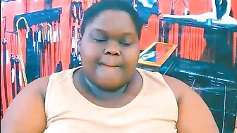 Ebonyhotbuns4u2luv twerk - 10-29-2025
