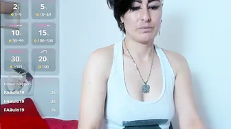 Yasmin_goldenst 10-29-2025