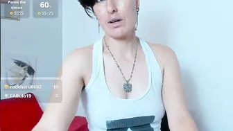 Yasmin_goldenst 10-29-2025