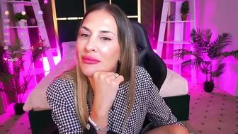 Ladyylaura blond - 29-Oct-25