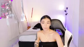Anabelwolf 29-Oct-25 teen