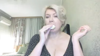 laramrs lady (10/29/2025)