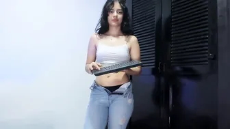 Abby_saenz01 cam porn video 10/30/2025
