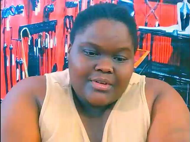 ebonyhotbuns4u2luv twerk - 10-30-2025
