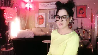 milf_lacey milf 10/30/2025