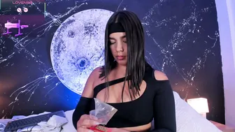 shaniadaniels (10/30/2025)