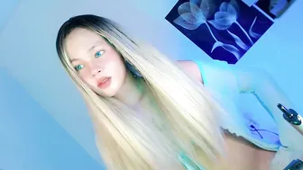pretty_little_baby28 selfsuck cam nude