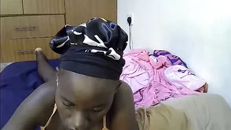 gorgeous_maya1 on webcam (10/30/2025)