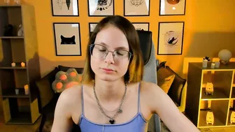 carrie_roses nude on cam (10-30-2025)