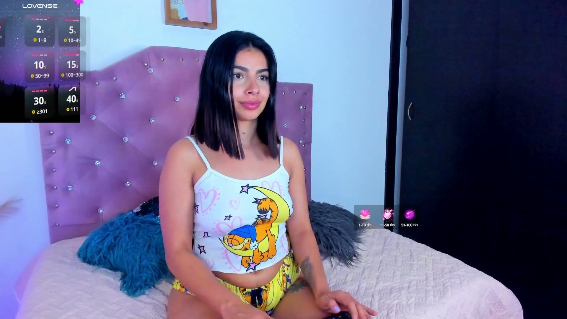 Julietagames69 15-May-25 feet