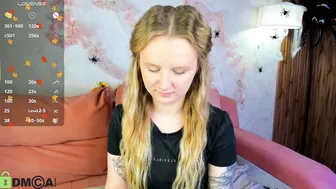 Katrina_bail webcam show 30 October 2025