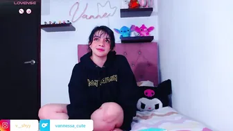 Vannessa_shy latina 31-Oct-25